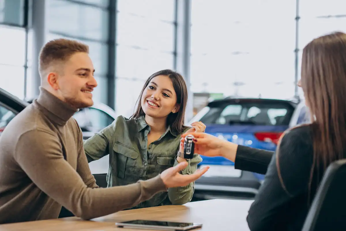 quien puede conducir un renting